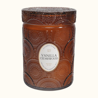 LEOBEN CO – Vanilla Cedarwood Scented Candle – 18oz, Heirloom Collection Design – 80 hr Burn Time – Poured in California Using Vegan Soy Wax and Essential Oils – Made in Small Batches