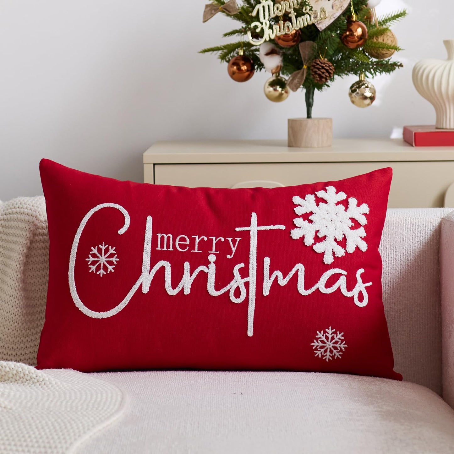 yeshttdy Merry Christmas Pillow Covers 12x20 Inch Embroidery Snowflake Xmas Decorative Lumbar Throw Pillow Cover Winter Holiday Pillow Case Cushion Cases for Sofa Couch Living Room Decorations Red