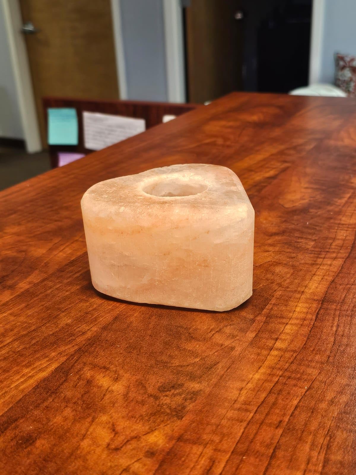 Himalayan Salt Love Rock Candle Holder – Natural Heart-Shaped Salt and Stone Tealight Holder for Cozy Ambiance, Night Light, and Home Decor – Perfect for Meditation
