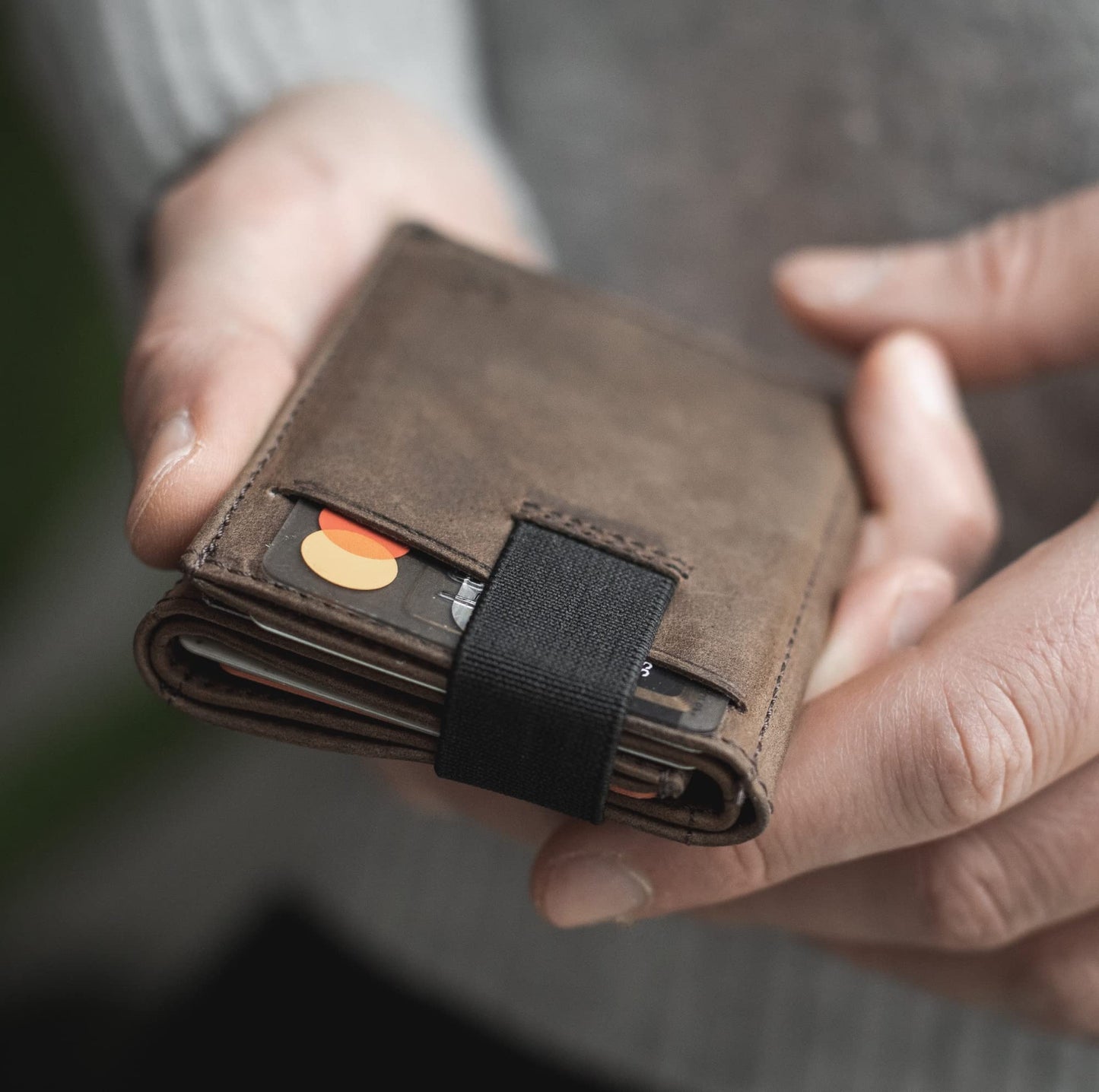 DONBOLSO Wallet 2 I Slim Wallet with Coin Pocket and RFID Protection I 8 Card Slots for up to 12 Cards I I Genuine Leather Credit Card Holder for Men and Women I Brown Vintage