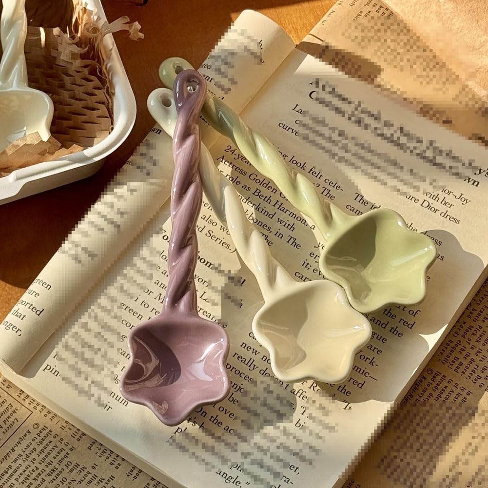 3pcs Ceramic Soup Spoons Cute Serving Spoons with Long Handle Star Pattern Tablespoons for Desserts Yogurt Appetizers Soup Coffee (Yellow, Purple, Green)