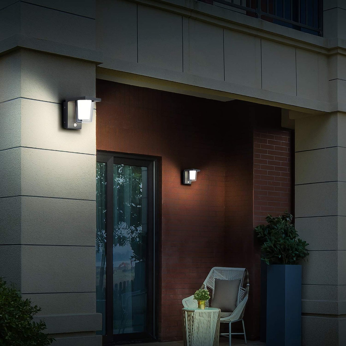 FLORNIA LED Outdoor Wall Light with Motion Sensor, Outside Wall Light Main Powered with PIR, External Garden Weatherproof Aluminium Lamp (900LM 13.5W 4000K IP44)