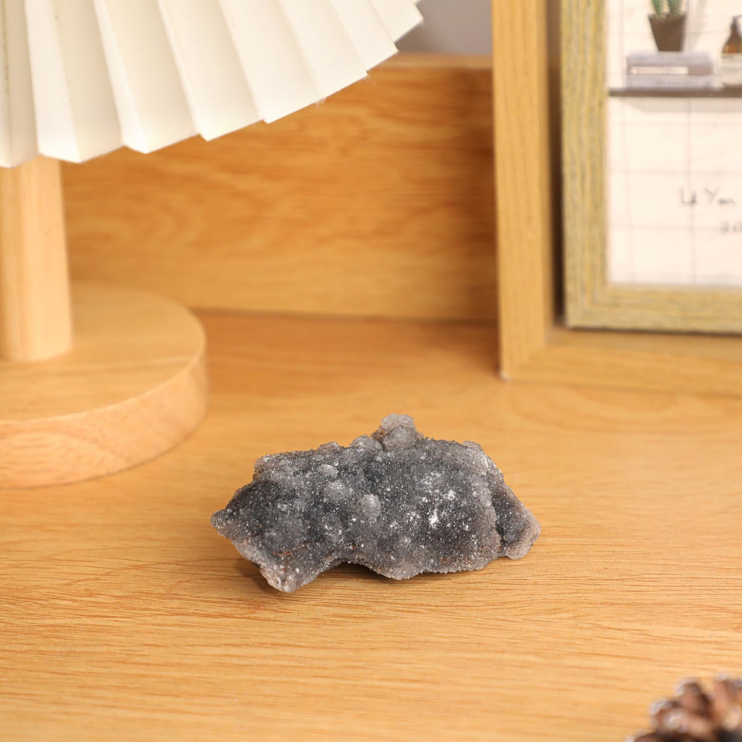 dssmboom Natural Sphalerite Crystal Geode Cluster for Home Decor, Raw Stone Mineral Specimen Decoration for Fengshui, 101g-200g