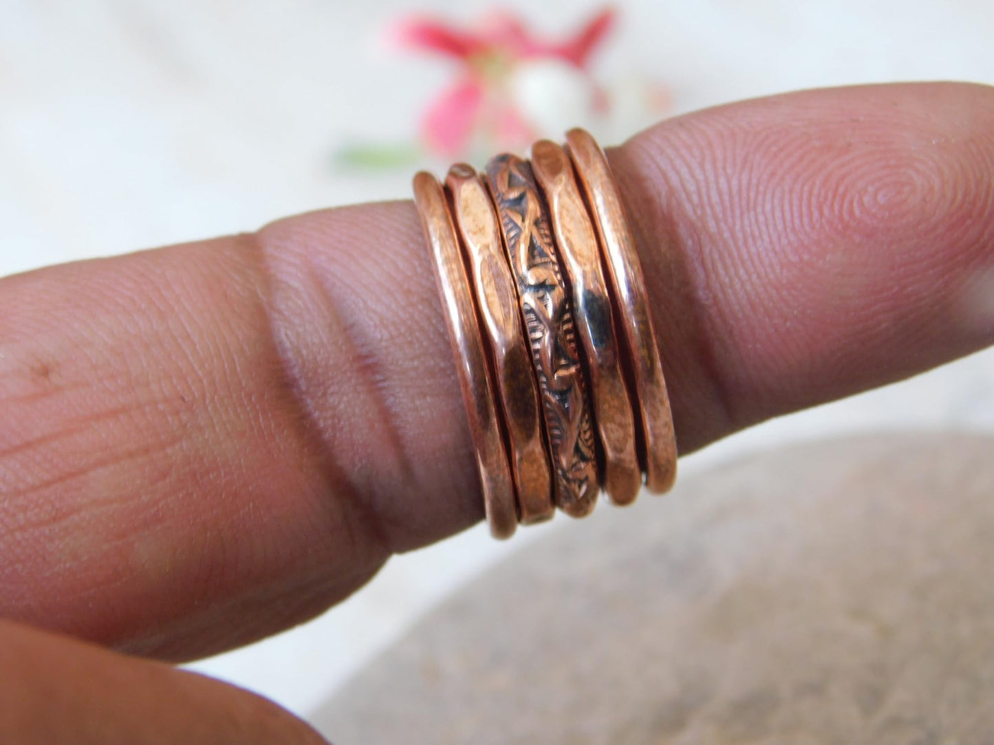 Set of 5 Hand Pure Copper Rings. Made with 100% Pure Raw Untreated Copper. Helps Reduce Finger Joint Pain and Swelling. Tibetan Healing Medicine Ring Set. (US-8)