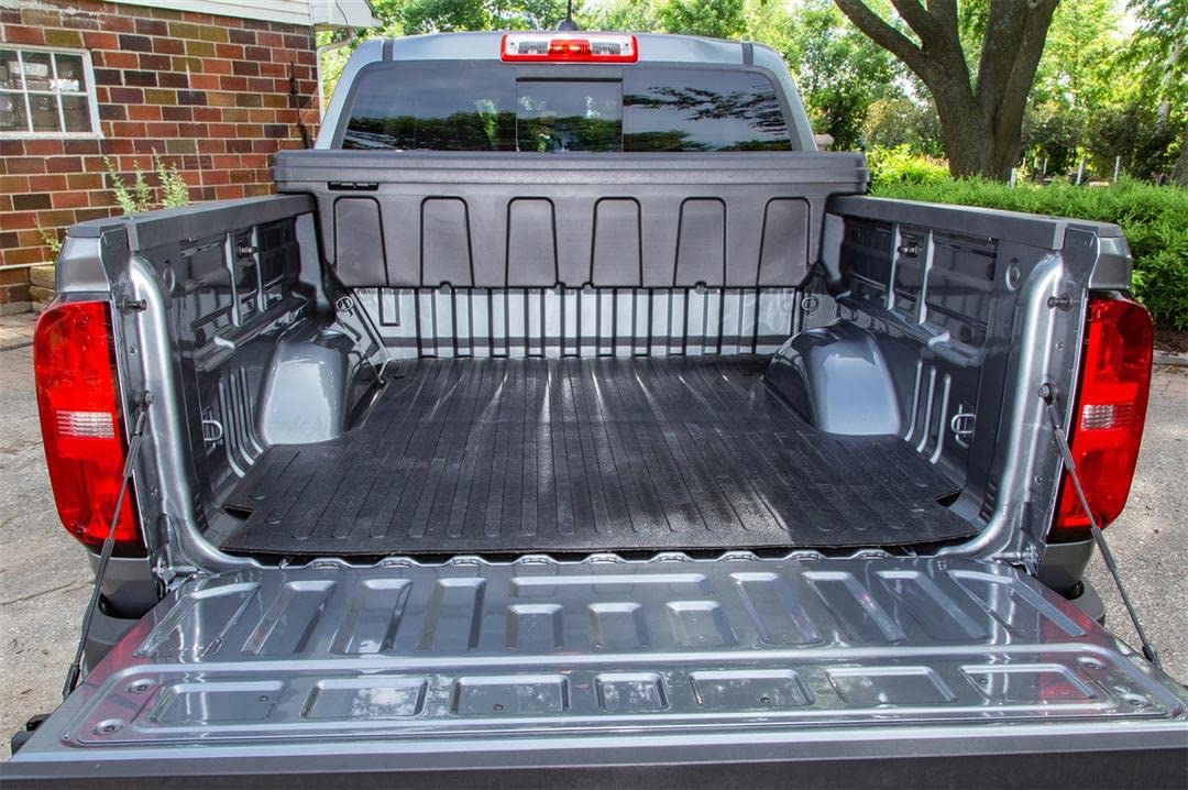 Dee Zee DZ6163P Poly Crossover Tool Box - Mid-Size 63"