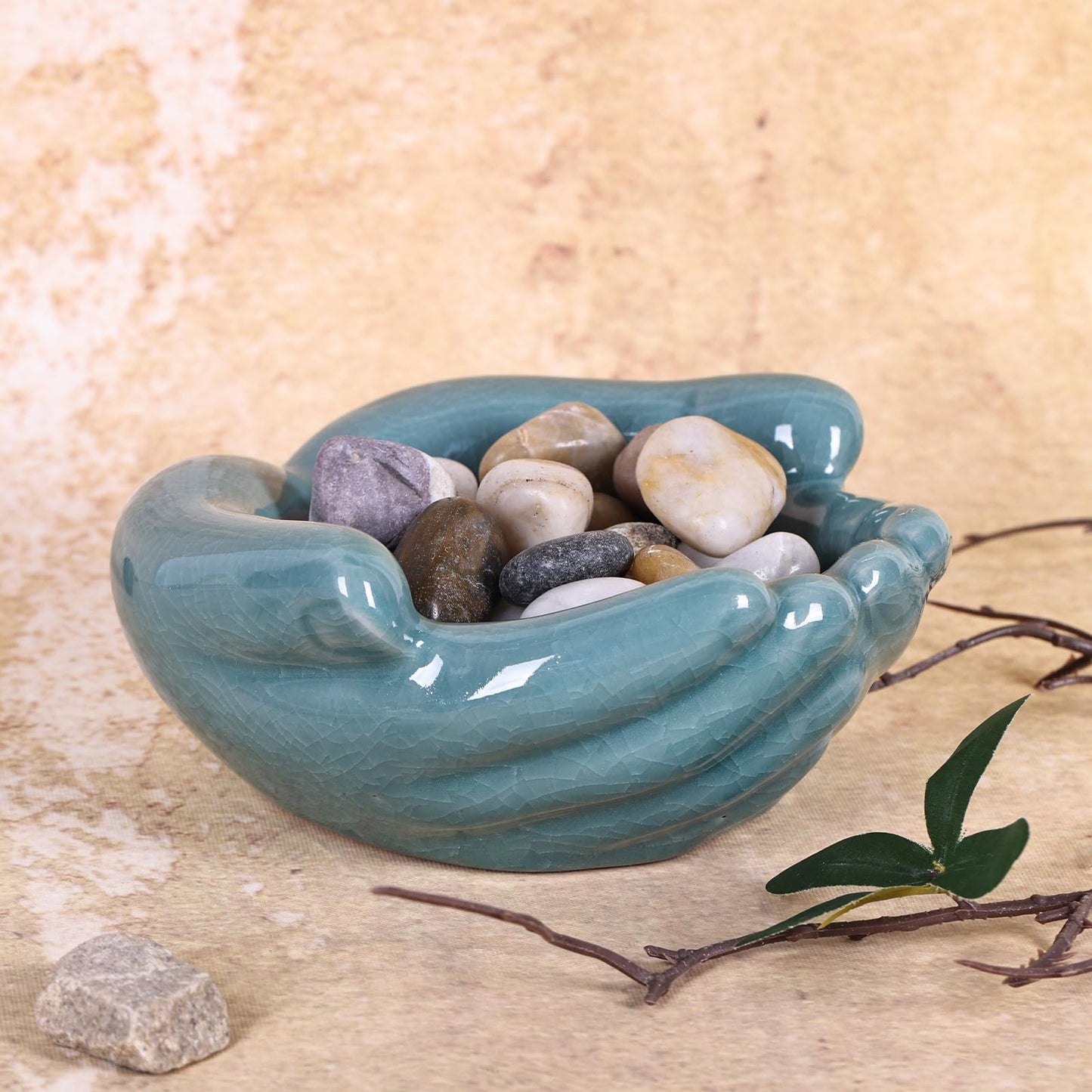 oliruim Ceramic Hands Bowl Dish Sculpture, Giving Hands Candy Holder for Succulent Planter, Crystal Rock Holder, Office, Keys Bowl for Entryway Table (Blue)