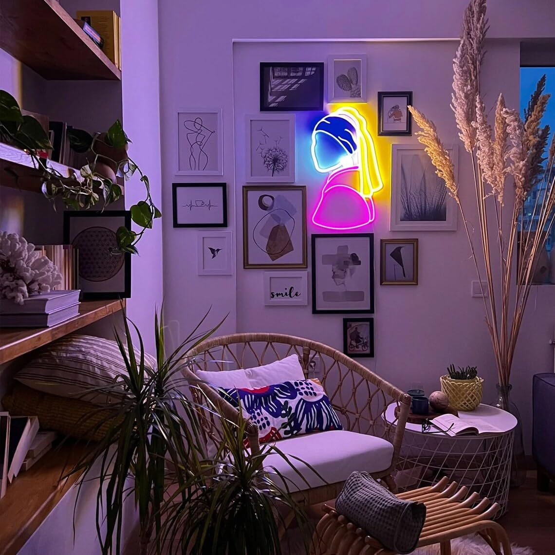 Neon Signs for Wall Decor Pearl Girl LED Sign Neon Lights for Bedroom Party Birthday Room Man Cave Decor,9.5x15 inches