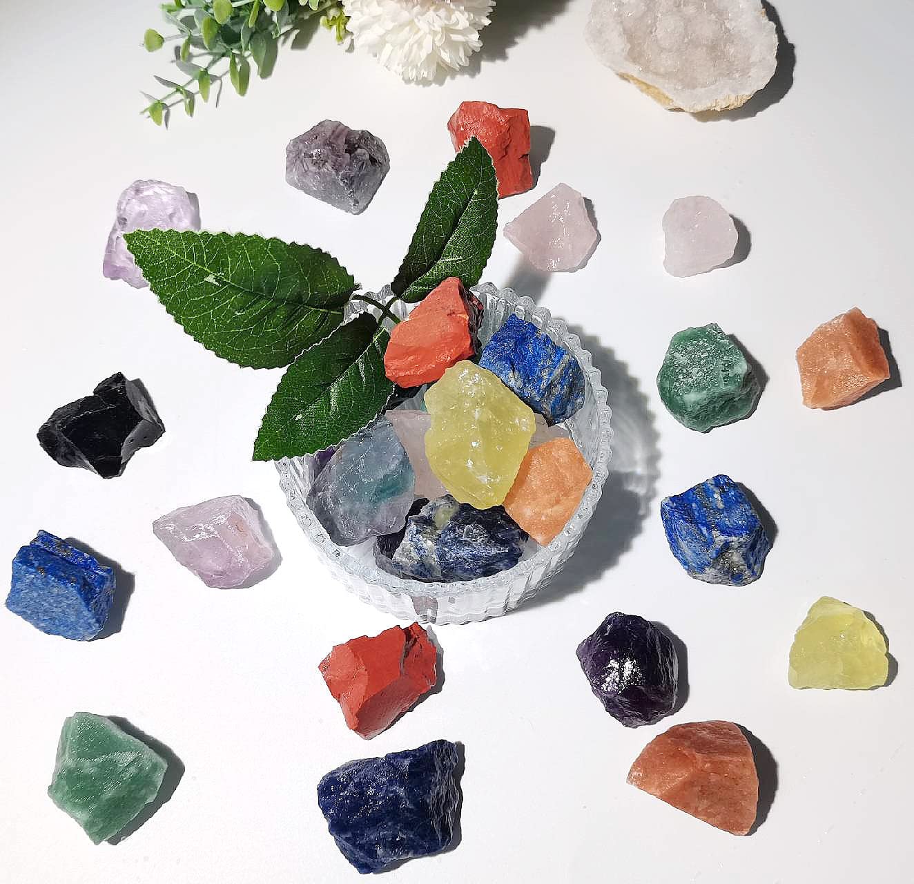 QINJIEJIE 0.9Lbs Blue Sodalite Raw Crystals Natural Stones Bulk Large 1" Rough Rocks Reiki Gemstones Fountain Landscape Rocks for Tumbling Cabbing Polishing Wire Wrapping Wicca Decoration