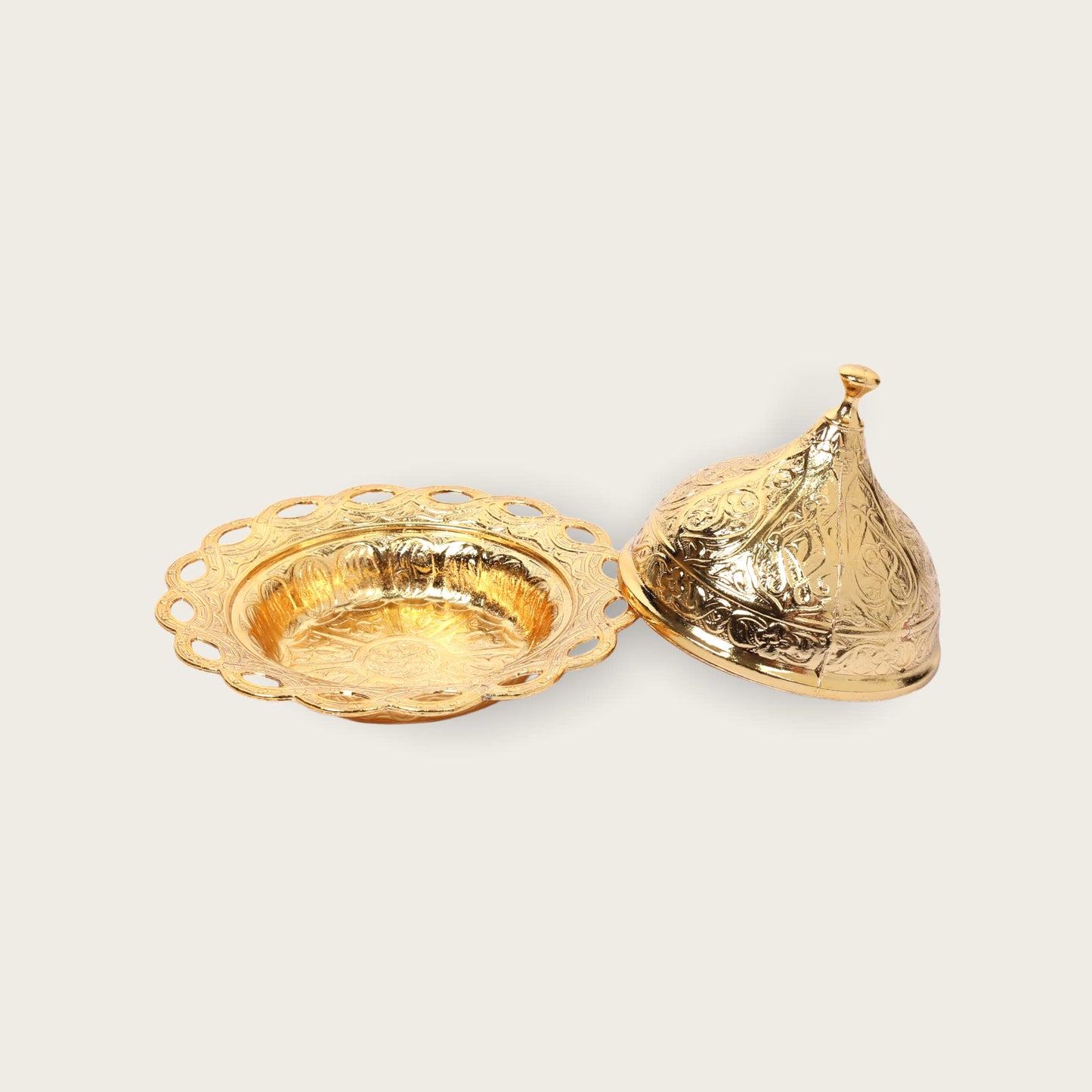 Alisveristime Coated Handmade Brass Sugar Chocolate Candy Bowl Serving Dish with Lid, Salt Bowl, Coffee Bar Sugar Holder (Kubbeli) (Gold)