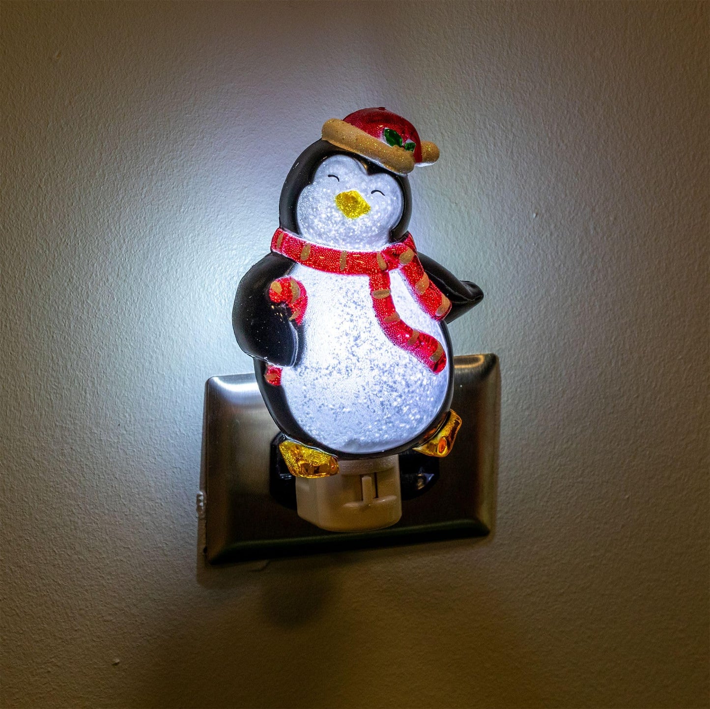 Novelty Lights LED Lamp Penguin with Scarf Christmas Decoration Night Light with Swivel Plug