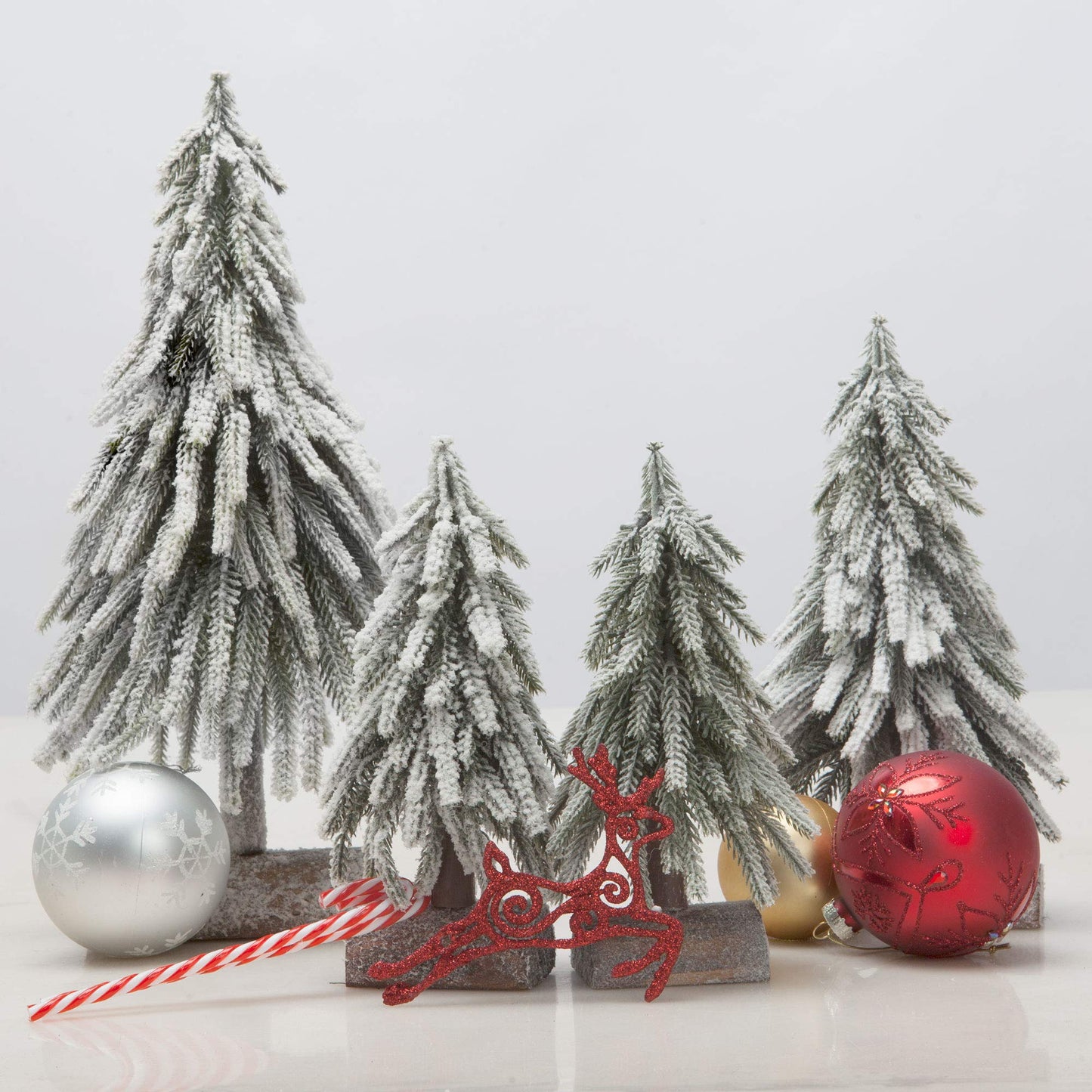 VGIA 4pcs Mini Christmas Tree Small Separate Spray Snow Christmas Tree with Wooden Bases for Tabletop Winter Village Holiday Decorations