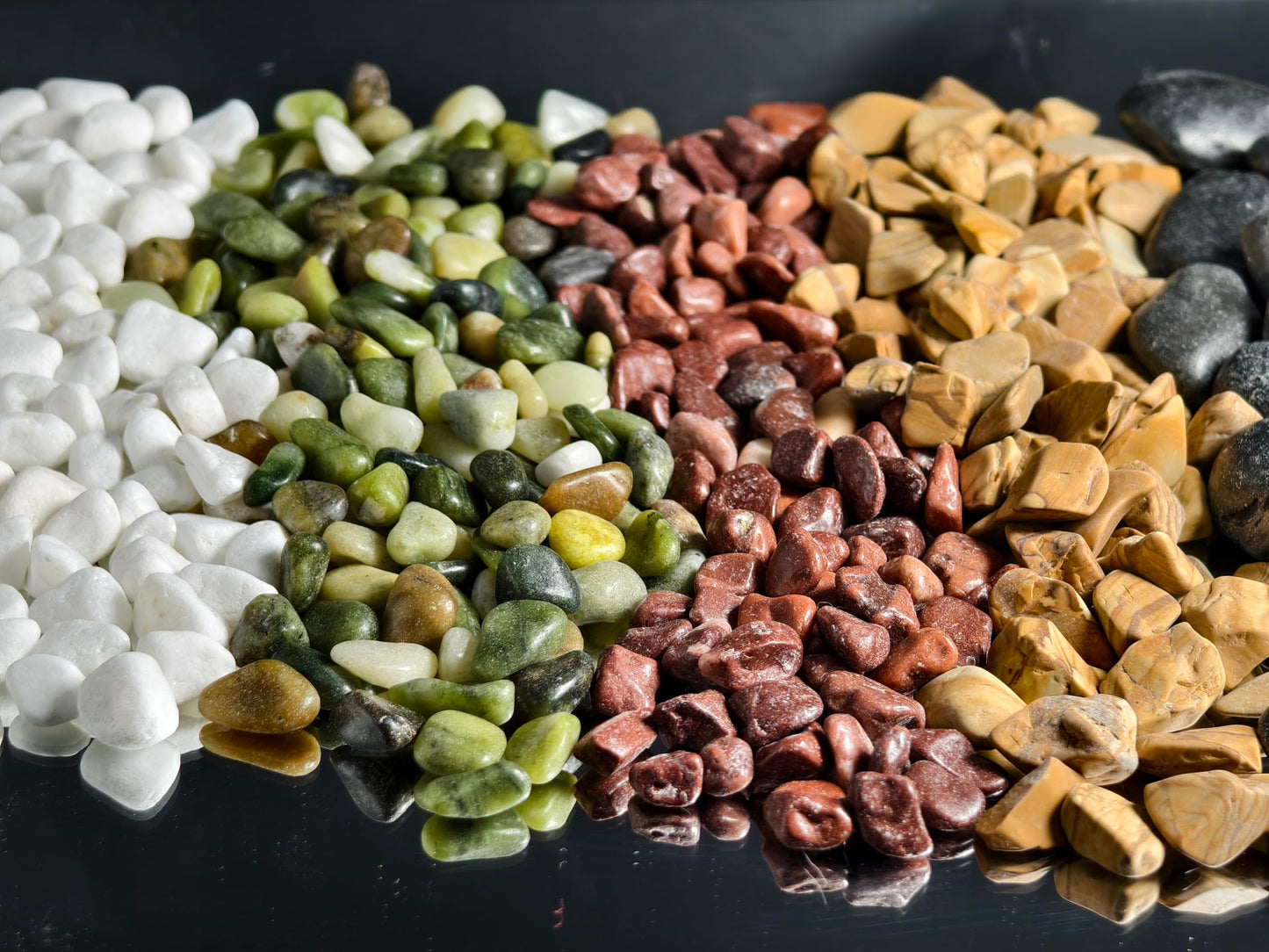 Wood Brown Pebbles,Small Gravel,1/4 Inch Nature Stones,Rocks for Reptile Terrarium,Turtle Tank,Indoor Plant Pots,Succulent,Garden Decor,Fish Tank,Vases,Aquarium Landscaping,5Lb