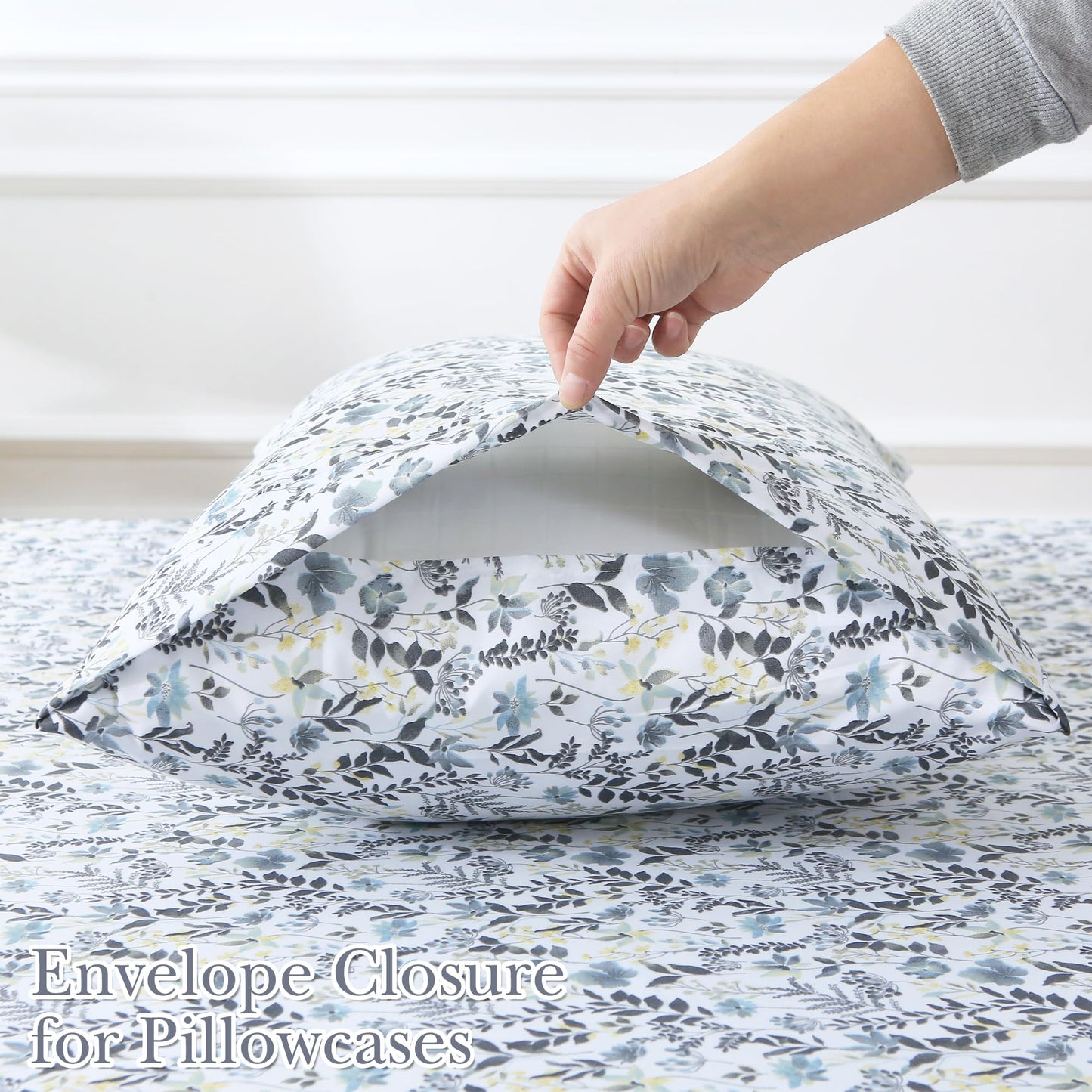 Mooreeke Cozy Vintage Microfiber Printed Twin Sheet Set - Soft Breathable Floral Bed Sheets with Deep Pocket - Non-Slip Fitted Design - Yellow Blue Gray Gradient Flowers Pattern