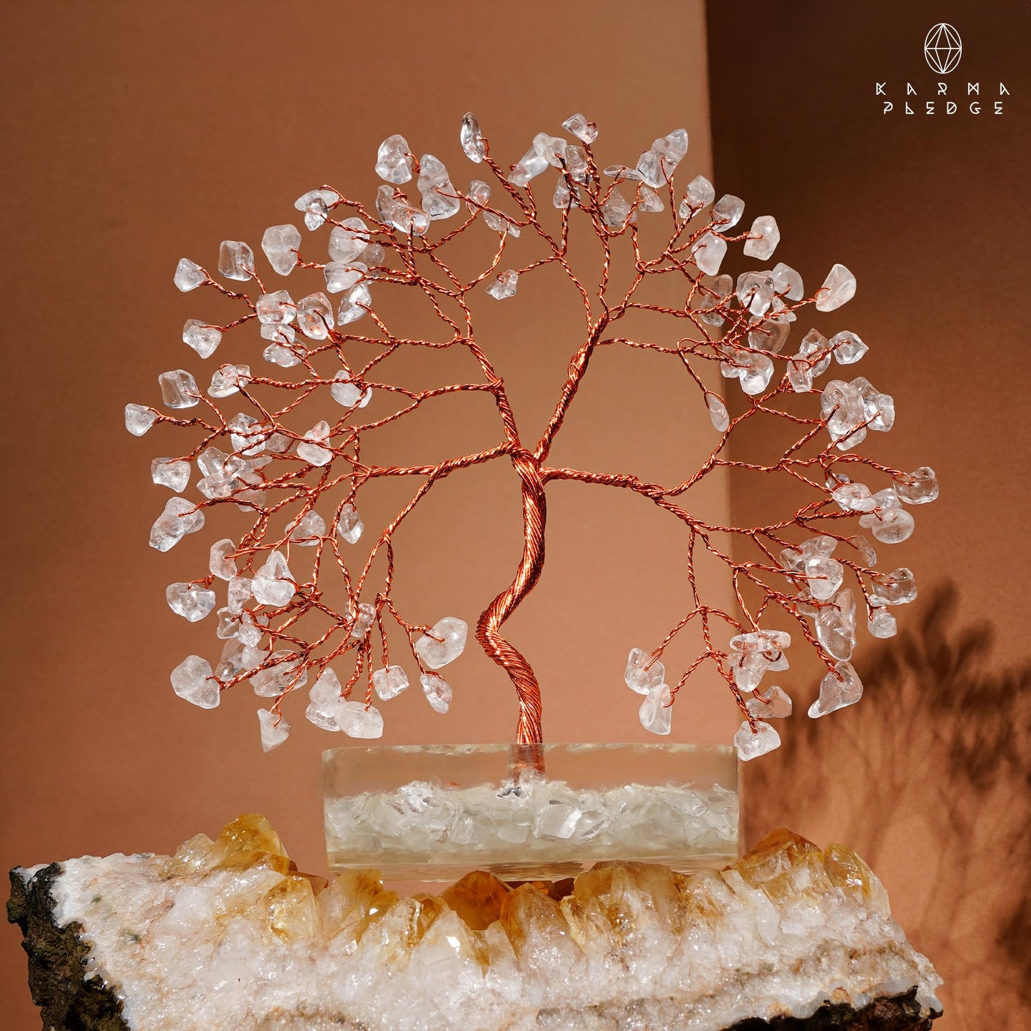 Clear Quartz Crystal Tree of Life Birthday Gifts for Women, Men, Friends, Handmade Chakra Healing Crystals Tree for Home Office Decor, Positivity, Good Luck, Money, Unique Gifts for Her Mom, Dad