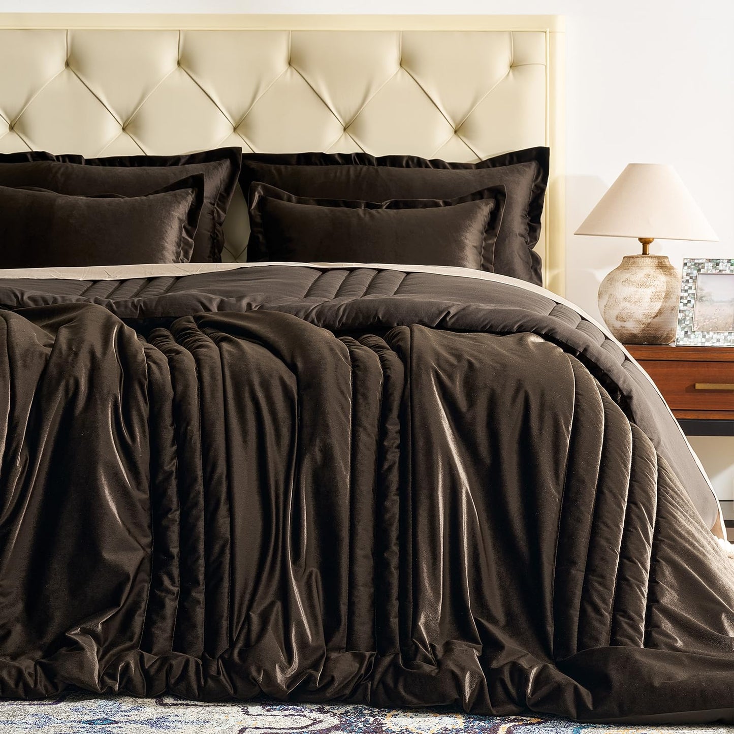 Brown Velvet Bedding Comforter Sets: Queen Size 3 Pieces Luxury Ultra Soft Bed Set Suitable for All Seasons - Chocolate Cozy Striped Modern Rustic Lightweight Men Women Bedroom Comforter with 2 Shams