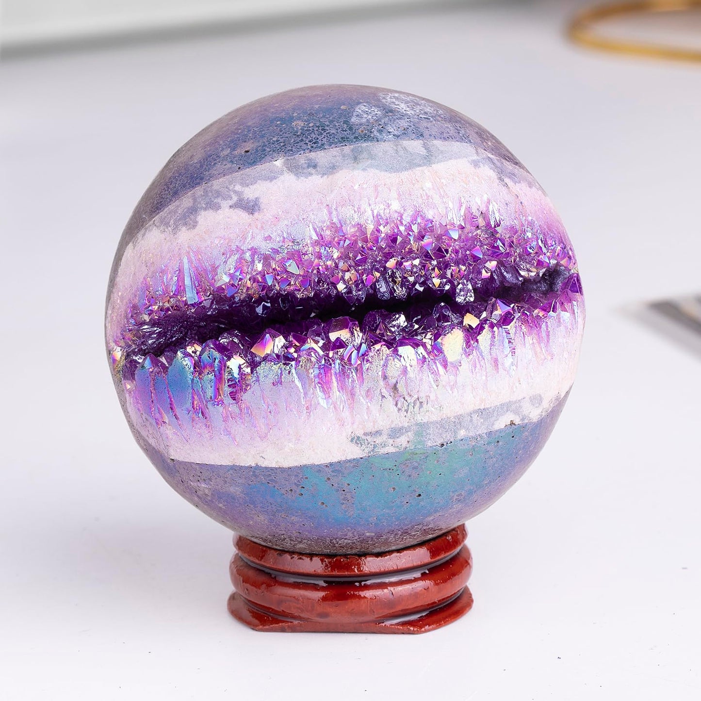 Sportmusies Titanium Coated Rock Crystal Geode Ball with Wooden Stand, Druzy Quartz Stone Cluster Sphere Reiki Home Office Decoration, Purple