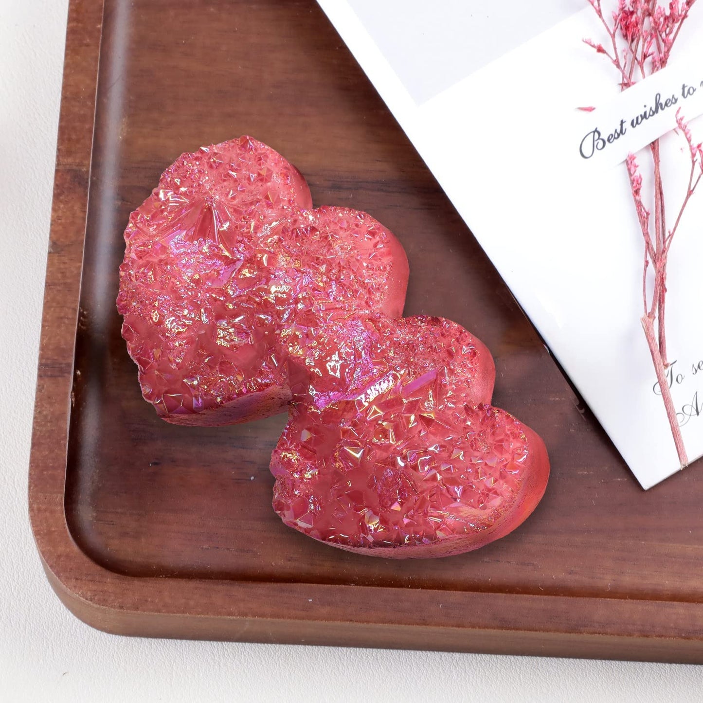 Cheungshing Double Love Heart Angel Aura Rock Crystal Cluster Handheld Mineral Specimen Healing Stone Decoration for Home Office, Red