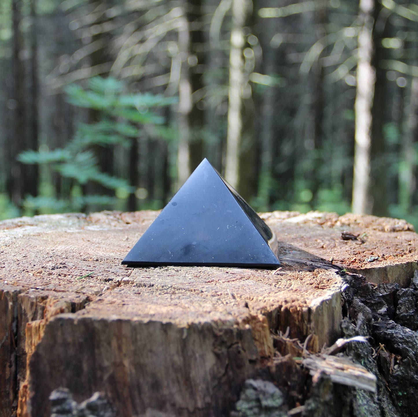 Authentic Shungite Pyramid Polished 2.8"(7cm), Premium Protection Crystals for House & Office, Karelian Black Stone Energy Pyramid for Root Chakra Meditation, Grounding & Negative Energy Blocker