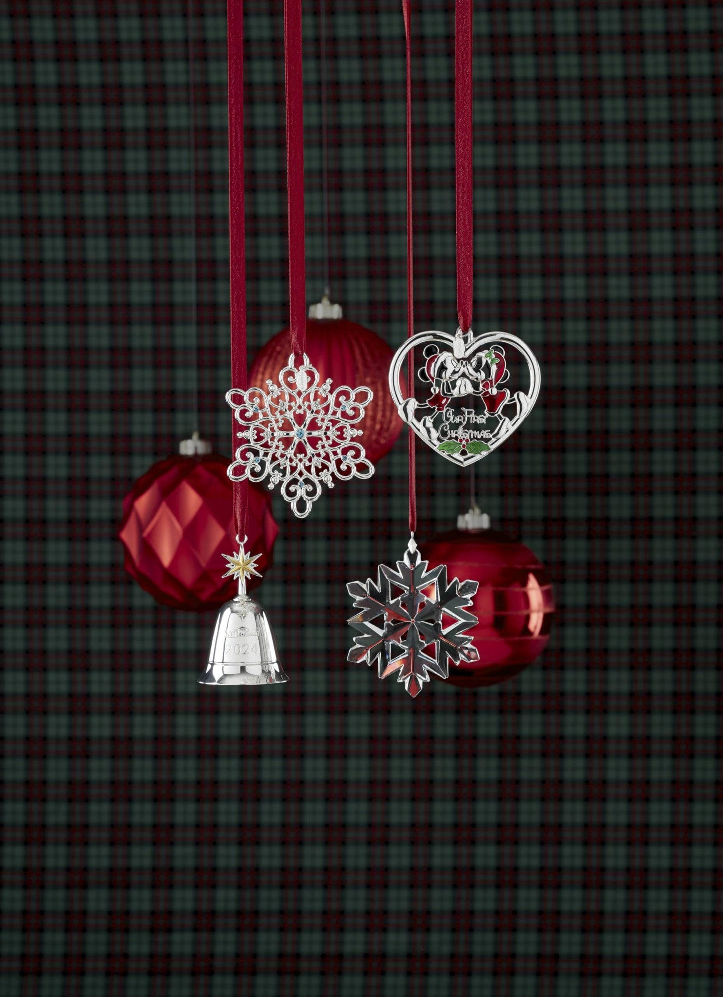 Lenox 895948 2024 Snow Majesty Ornament, 20th Edition, Christmas