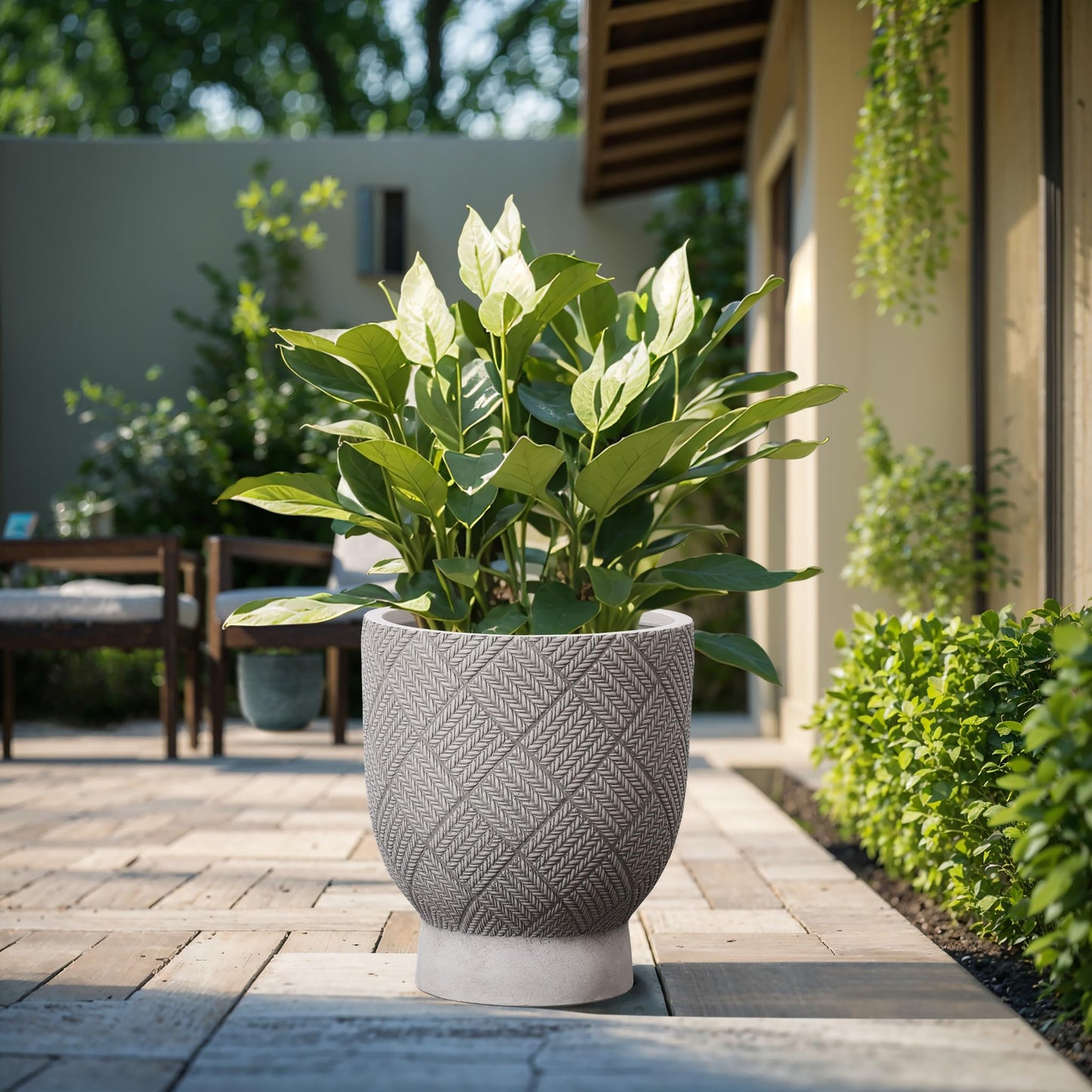 LuxenHome 16.5" H Concrete Tall Urn Planters, Large Outdoor Indoor Decorative Plant Pots with Drainage Holes and Rubber Plug, Modern Gray Glen Woven Pattern Flower Pot Planters for Home Garden Patio