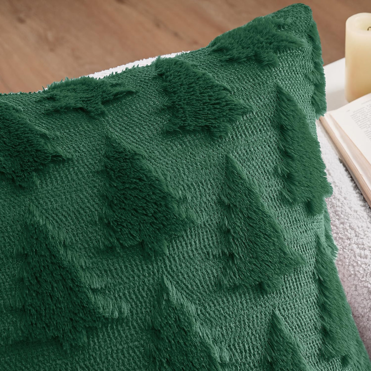 MIULEE Christmas Throw Pillow Covers Dark Green Christmas Decorations Set of 2 Xmas Tree 18x18 Pillow Covers Soft Plush Faux Wool Pillowcases Holiday Festivals Winter Home Decor Sofa Couch Bed Porch