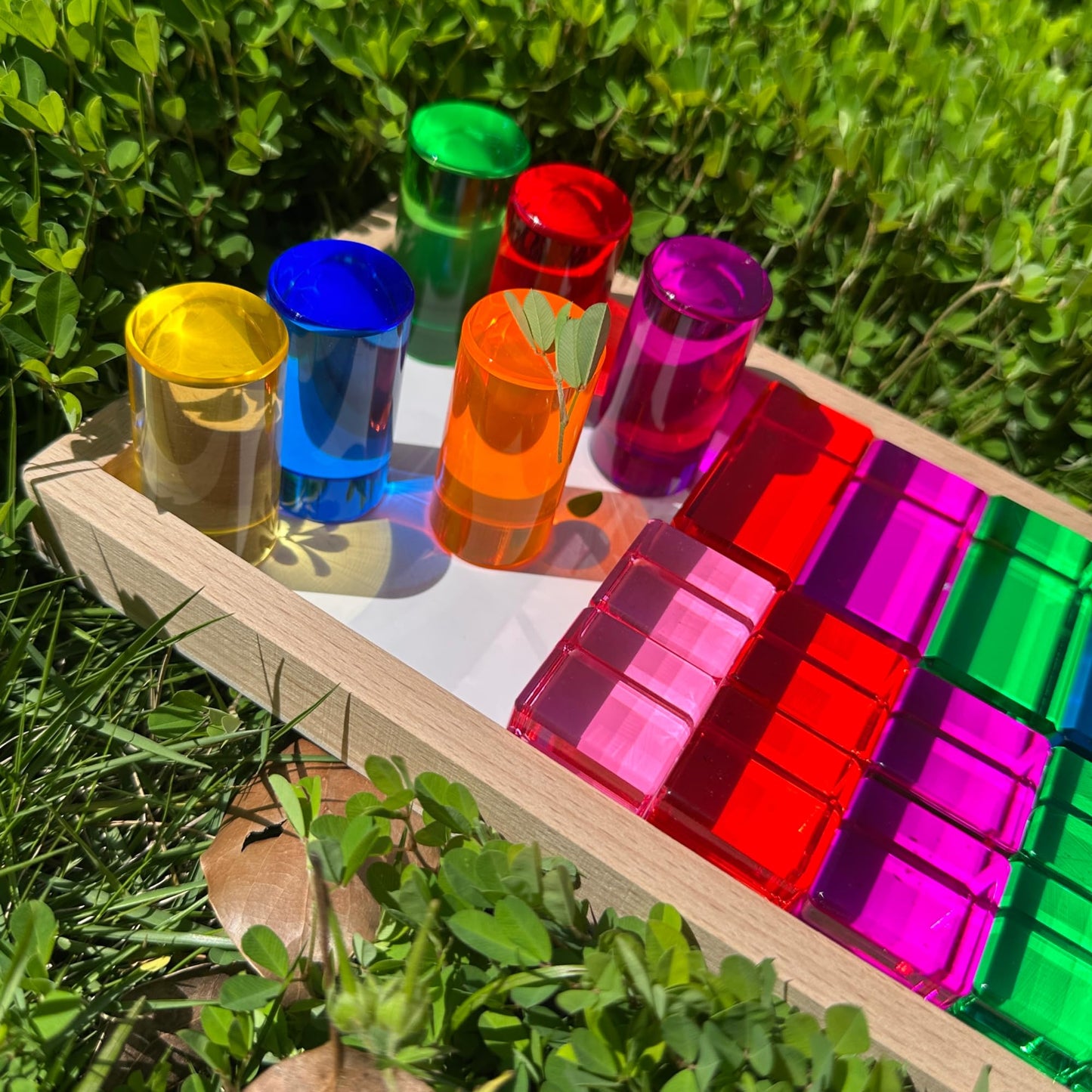 KOAICS 27PCS Rainbow Crystal Acrylic Blocks with Tray, 7 Colors Stacking Gem Blocks for Kids, 3 Shapes Cylinder, Cube, Cuboid Educational Sensory Light Learning Toys(Mixed Shape Acrylic Blocks)