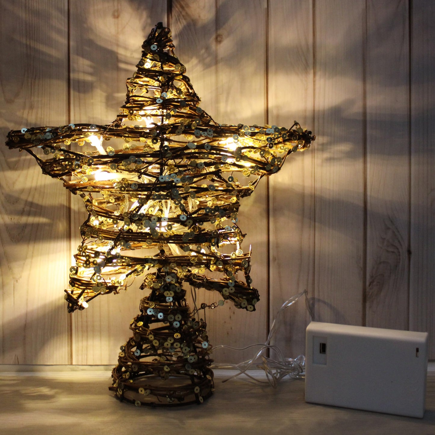 CVHOMEDECO. Rattan Star Christmas Tree Topper with LED Lights, Rustic Farmhouse Style Tree Toppers Ornaments, 8 x 10 Inch