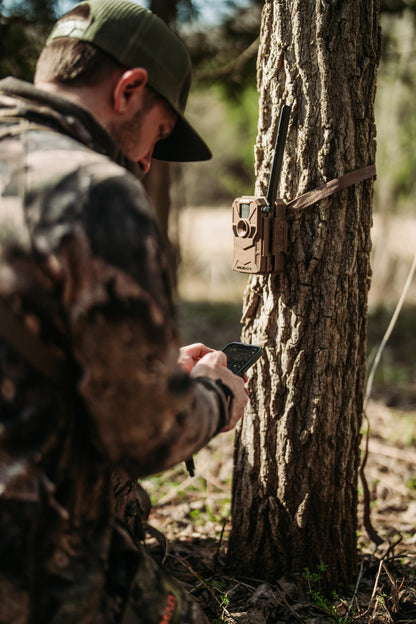 Muddy Manifest 2.0 Cellular Trail Camera, Quick Scan Ar Code, 16 Megapixels, At&T, Stealth Cam Command App,1080P,Motion Only - 3 Pack