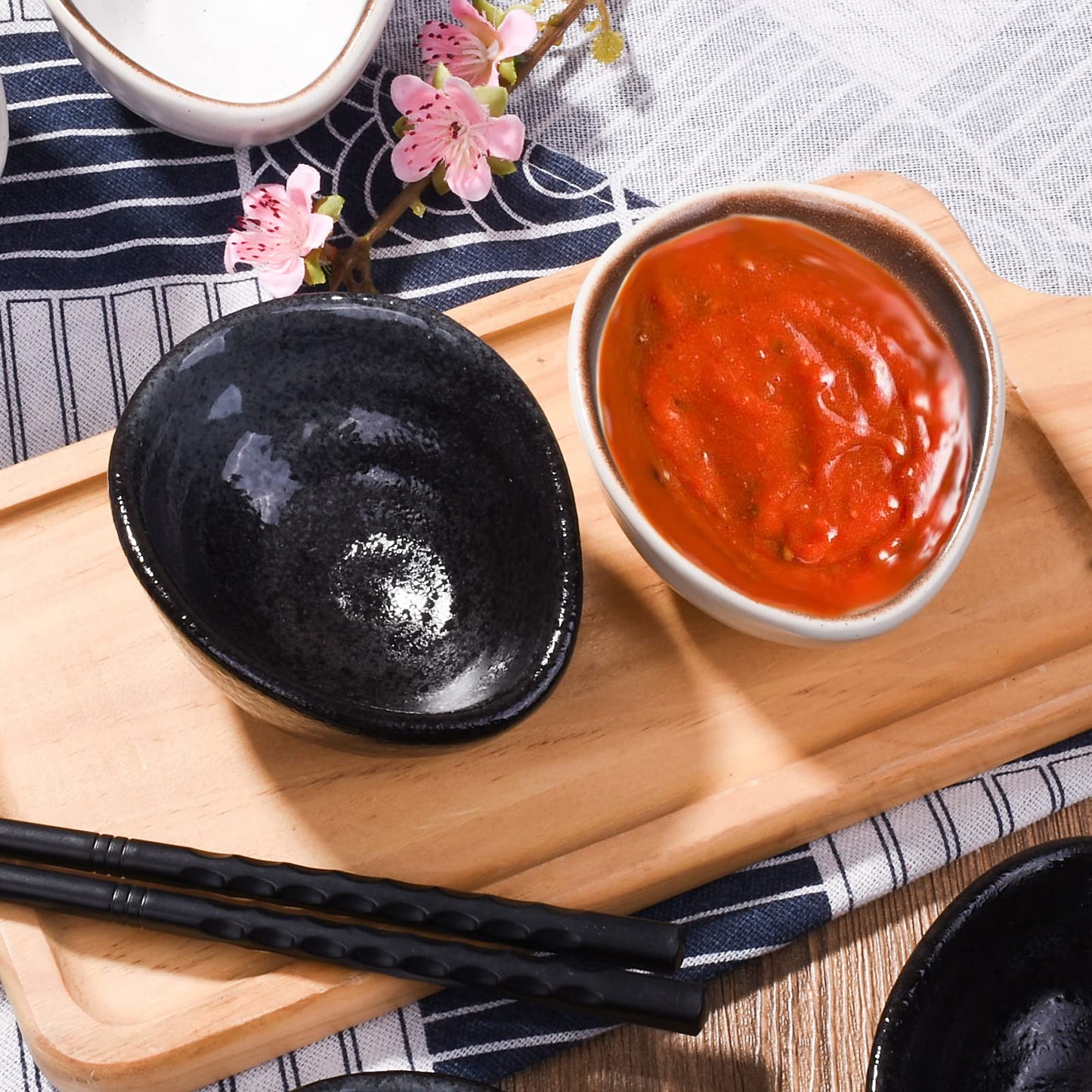 LMRLCS Japanese Dipping Sauce Bowls Elliptical Porcelain Soy Sauce Dish Sushi Dish Ceramic Asian Sauce Bowls Set of 5 for Vinegar,Oil,Salt,Salad Soy Sauce,Wasabi, Black