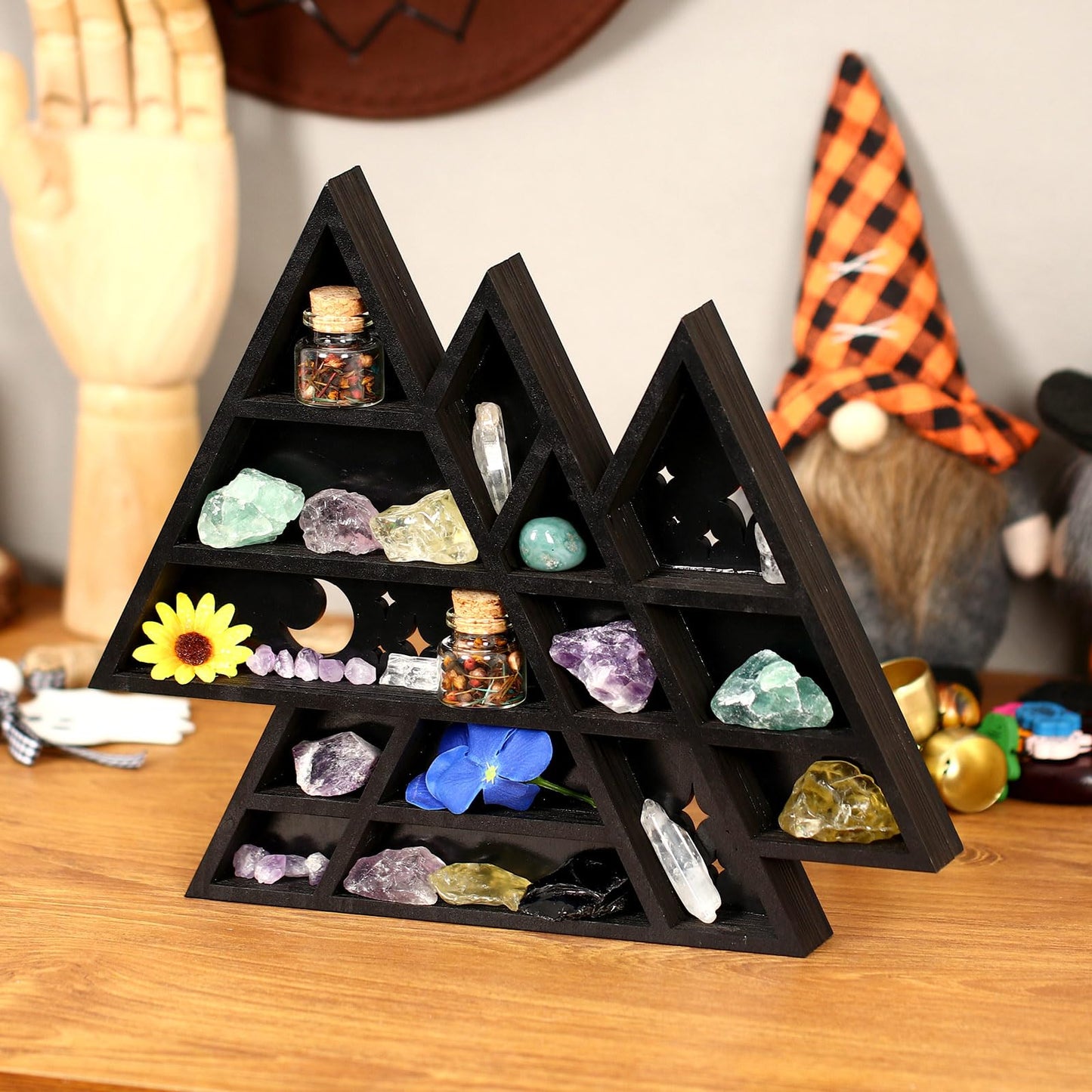 KOYILTD Gothic Decor Unique Trinket Shelf Wooden Crystal Display Shelf Gothic Bedroom Decor Witchy Wall Decoration Spiritual Gift for Home Living Room (1, Triangle)