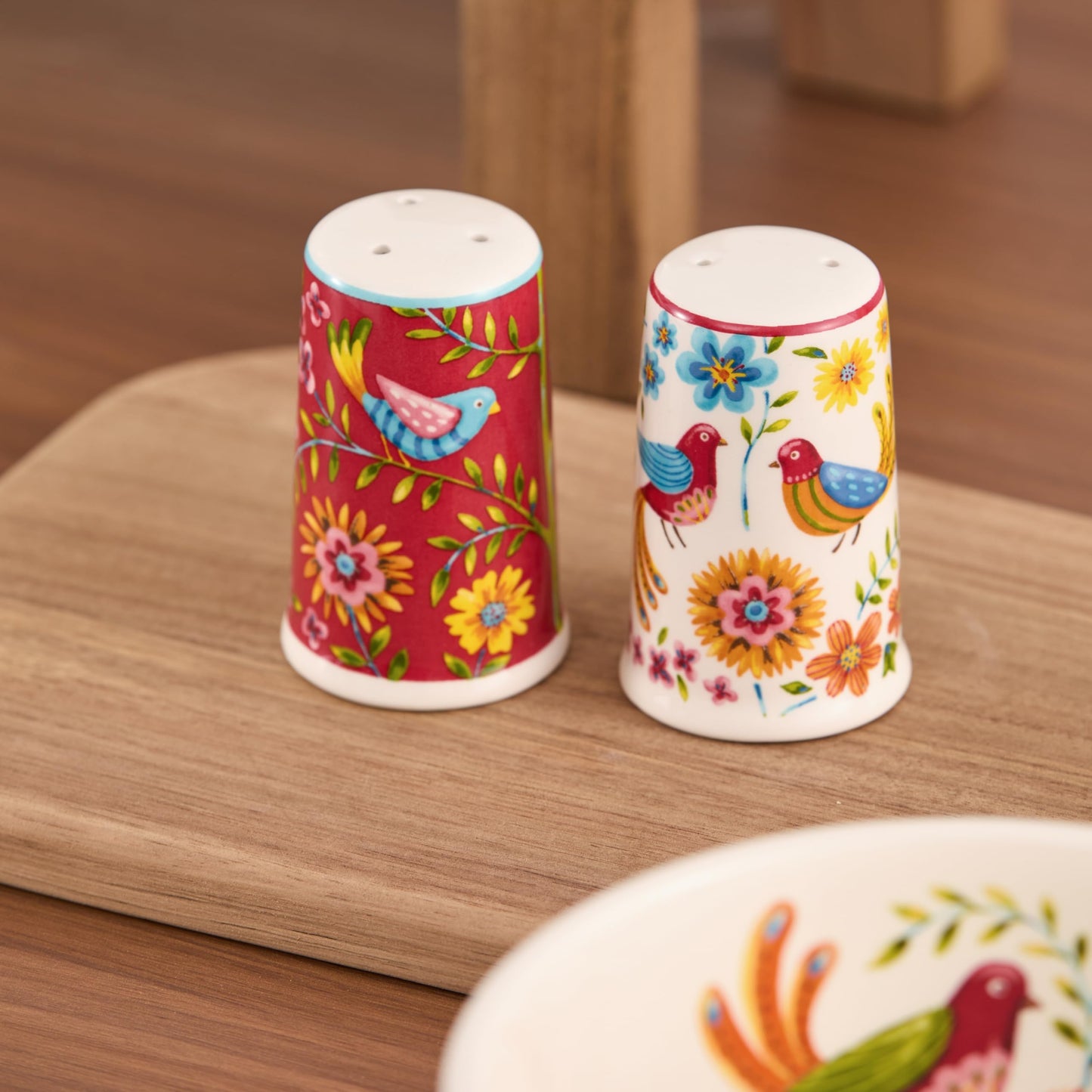Bico Red Spring Bird Ceramic Salt & Pepper Shaker Set, for Kitchen or Decor, Dishwasher Safe