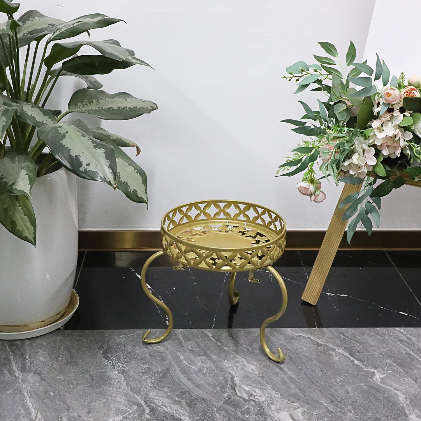 OwnMy Metal Round Plant Stand Indoor Outdoor Flower Pot Holder, Heavy Duty Iron Plant Stand Display Potted Rack for Home, Garden, Patio, Golden Color