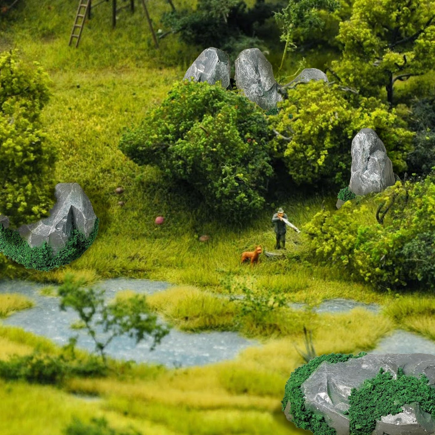 Warmtree 10 Pcs Diorama Rocks Fake Rock Miniature Stone Rock Statue for Diorama Supplies Micro Train Landscape Railway Sand Table Zen Garden Accessories (Green)