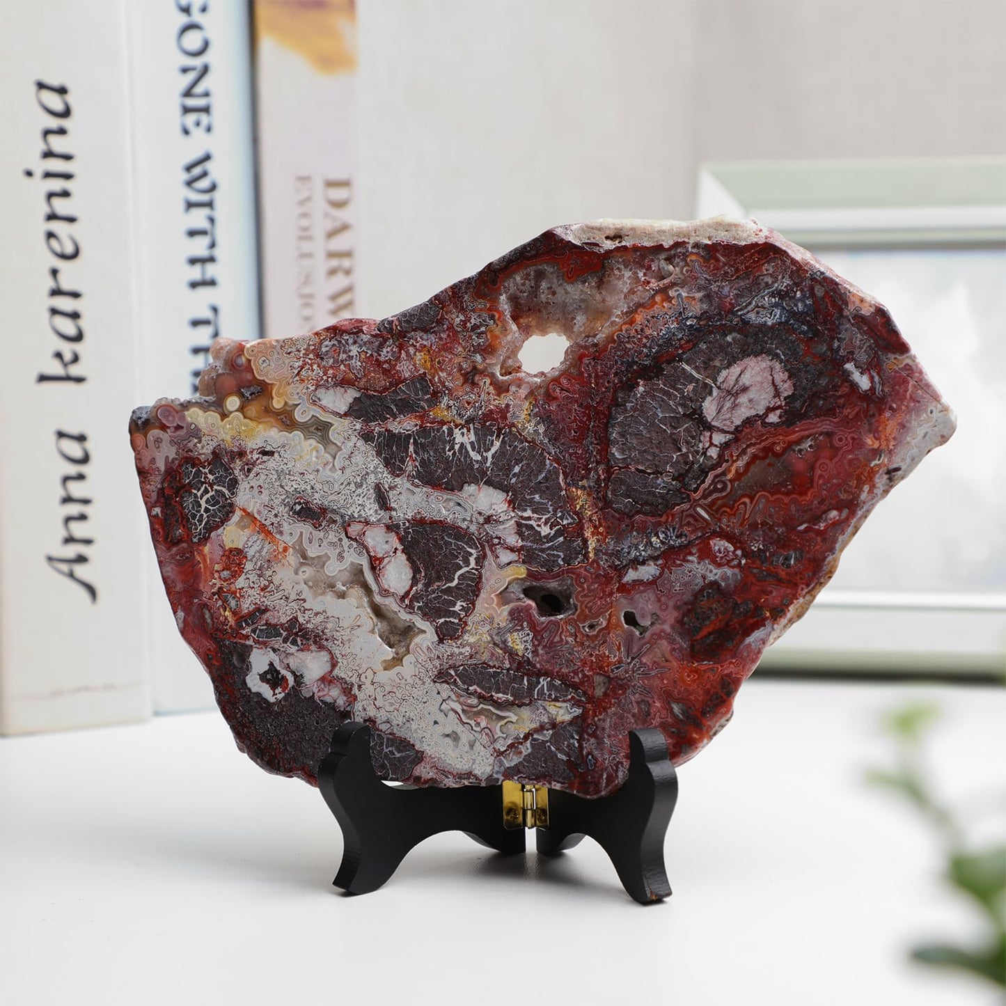 mookaitedecor Natural Mexican Agate Slab Specimen with Wooden Stand, Irregular Agate Slice Stone Figurine Table Display for Home Decoration, 426-525g