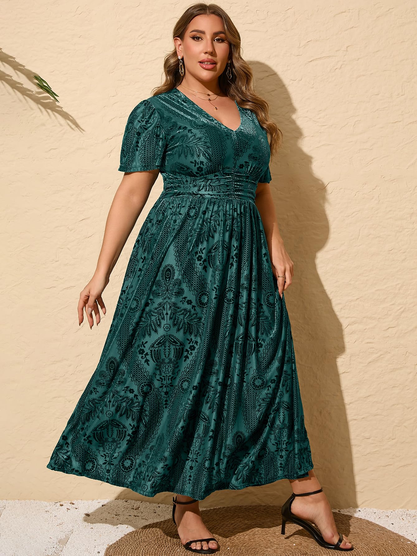 Simplee Womens V Neck Plus Size Velvet Dress Holiday Winter Christmas Party Long Formal Dress for Wedding Guest (2XL Dark Green)