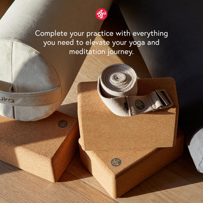 Manduka eKO Superlite Yoga Mat for Travel - Lightweight, Easy to Roll and Fold, Durable, Non Slip Grip, 1.5mm Thick, Charcoal Grey, 71" x 24"