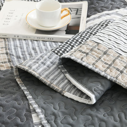 Boryard 3-Piece Queen Quilt Set, Lightweight Soft Full Size Quilt Gray Patchwork Farmhouse Bedspread Coverlet 90x90 inches Spring Bedding Set with 2 Pillow Shams, Grey Plaid Print
