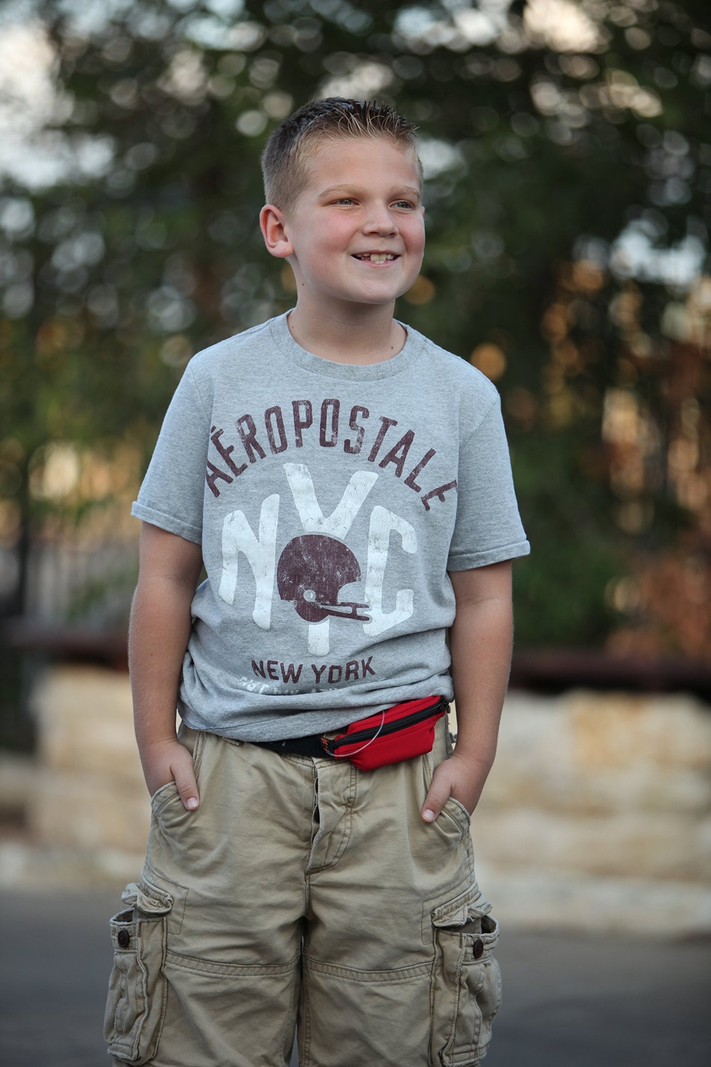 SPIbelt Kids Pocket Belt, Expandable Pocket, Adjustable Waist, No Bounce, No Logo Band, Black with Black Zipper