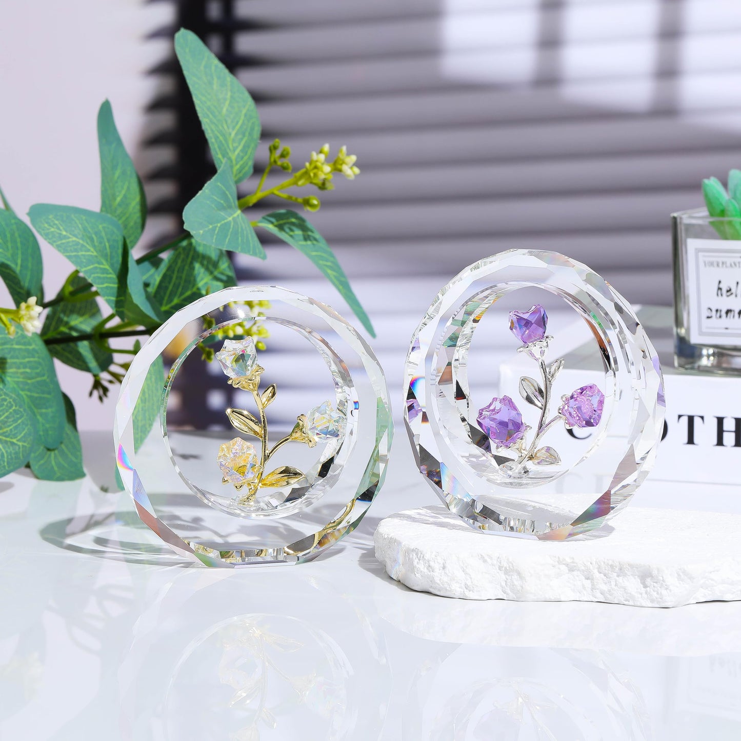 Clear Rose Flower Crystal Figurine with Vase - Bouquet Flowers Ornament Gifts for Wife Girlfriend Women - Handmade Crystal Flower Collectible Home Table Decor for Valentine's Day Wedding Anniversary