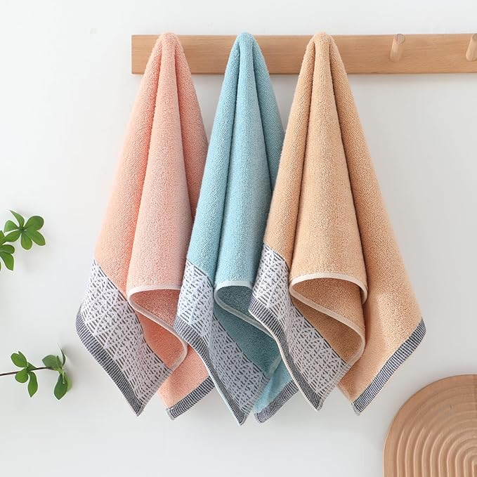 2 Pack Decorative Hand Towels, Leaf Design Cotton, Soft Absorbent Quick-Drying