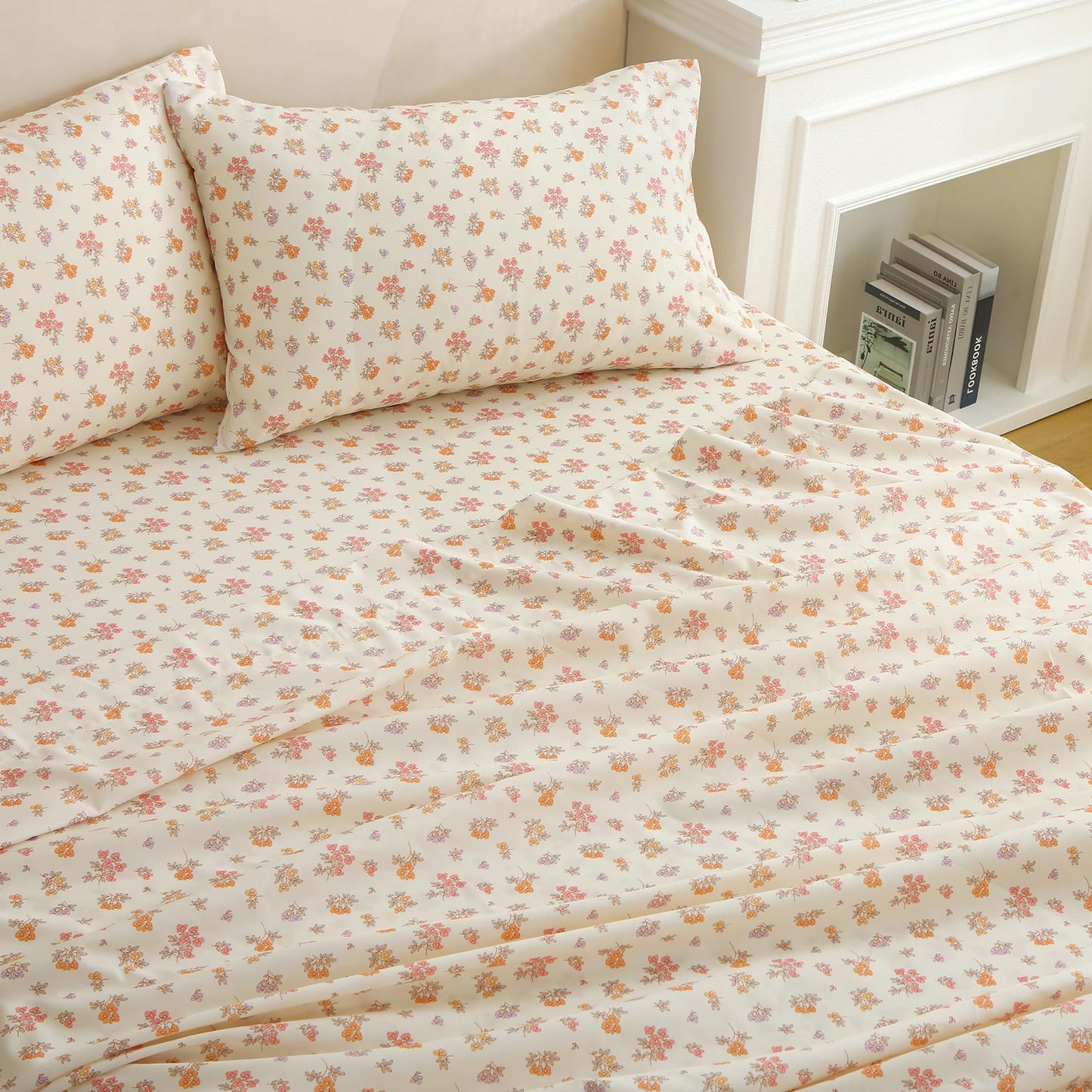 Viviland Floral Queen Sheet Set - 4 Piece Vintage Lavender Flower and Leaves Patterned Bed Sheets - Soft, Breathable Microfiber Sheets with Deep Pocket, Non-Slip Fitted Sheets & Pillowcases