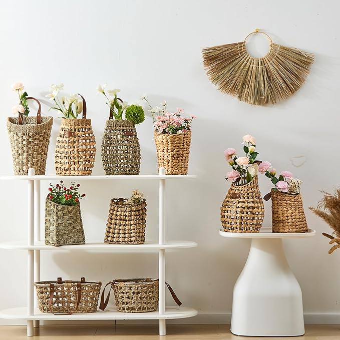 Wall Hanging Pocket Basket Portable Water Hyacinth Storage Basket Decorative