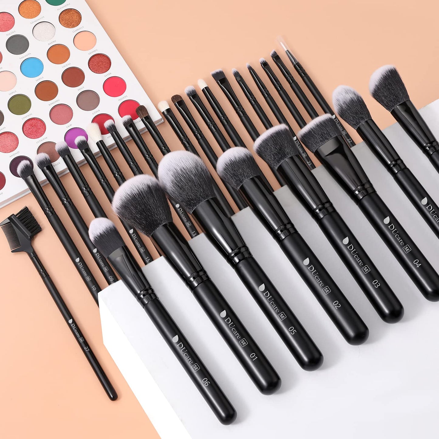 DUcare Makeup Brushes Set Professional 27Pcs Makeup Brushes Premium Synthetic Kabuki Foundation Blending Face Powder Blush Concealers Eye Shadows Make Up Brushes Kit White