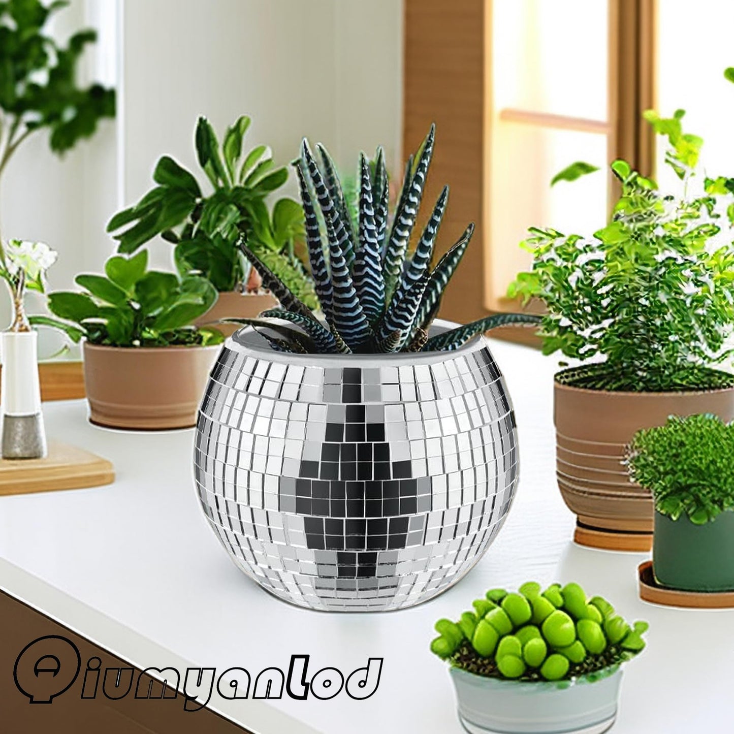 Qiumyanlod Disco Ball Planter,Disco Ball Vase,Disco Ball Flower Pot,Disco Ball Bowl,Disco Plant Holder,Silver Mirror Glass Disco Ball Decor Vase for Table Centerpieces,Party,Bar,Office,4 * 5 * 5IN