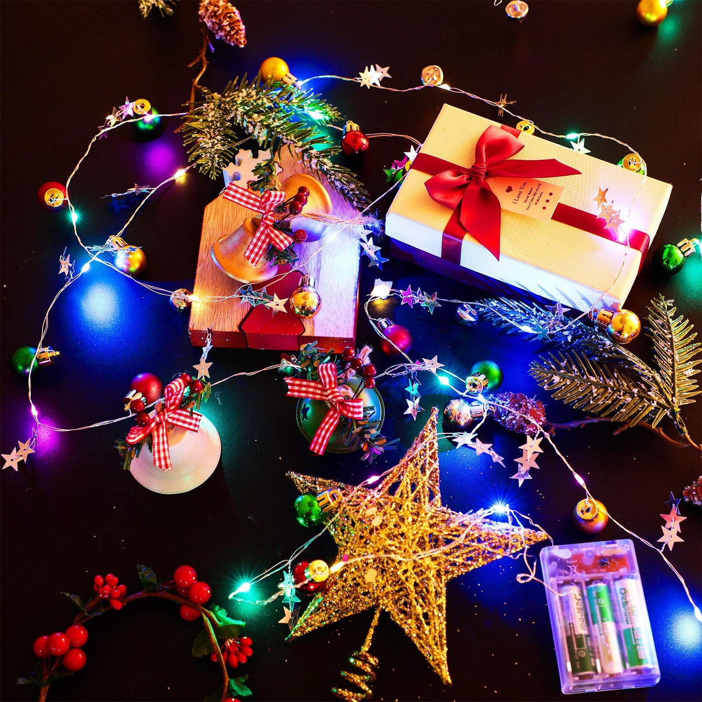 Mudder Fairy Light Snow Globe Christmas Lights 13 Ft 40 LED String Light Battery Operated Decoration Lights for Christmas Party Bedroom Indoor Outdoor Decoration Red Green Warm(Gold, Green, Red)