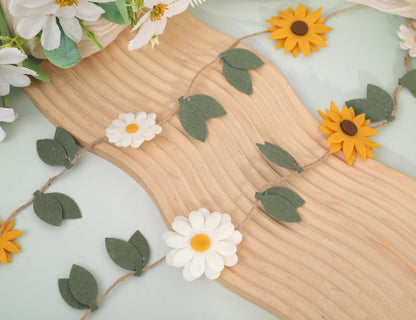 Felt Daisy Sunflower Garland - Flower Party Wall Hanging Decorations,Bohemian Daisy Sunflower Felt Banner,Floral Leaf Chain Garland Photo Props,Garden Birthday Wedding Banner Decorations