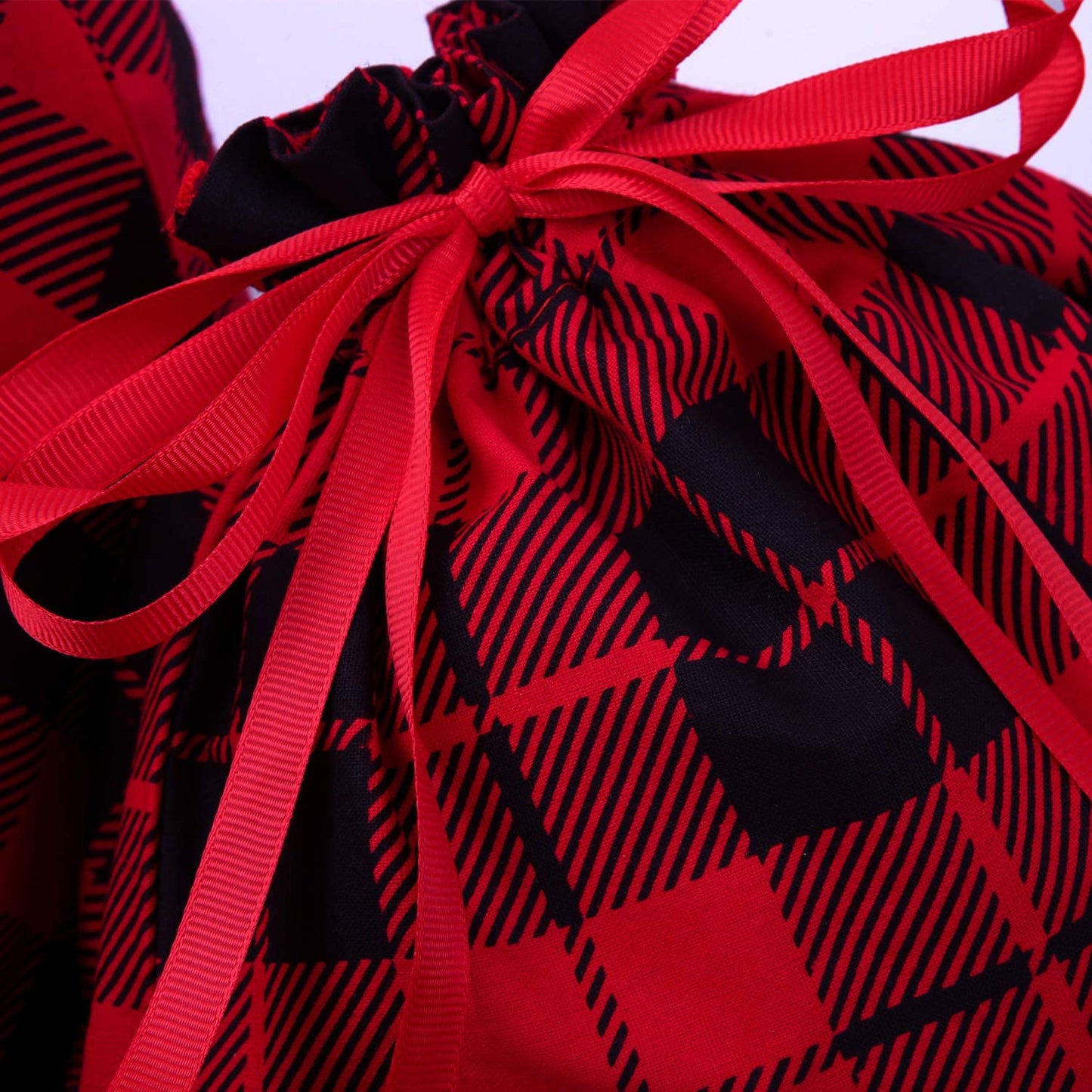 Aneco 6 Pack Buffalo Plaid Drawstring Christmas Gift Bags Christmas Sack for Gifts Cotton Cloth Red and Black Plaid Xmas Fabric Bags Assorted Sizes for Party Favor