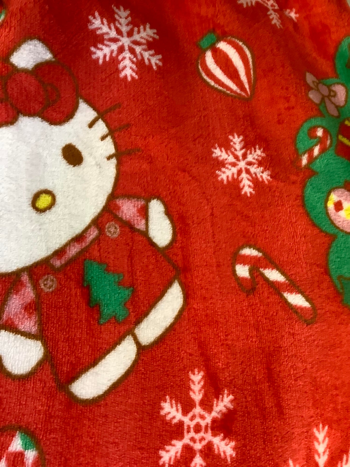 Northwest Hello Kitty Christmas Throw Blanket, Red Christmas Wreaths and Candy Canes, 50in x 70in