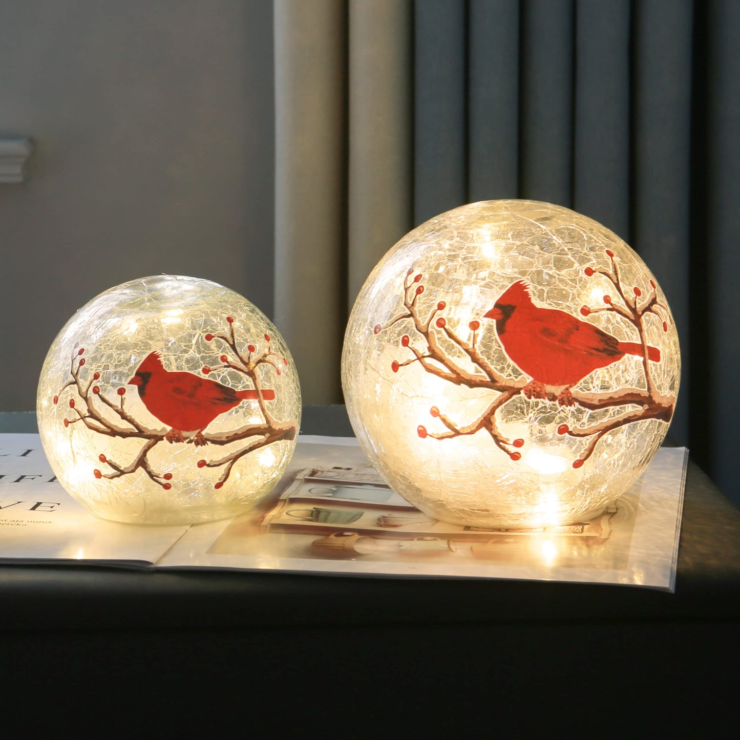Kaowod Large Crackle Glass Ball Cardinal Lamp, Light Up Red Cardinal Stained Glass Christmas Decor Accent Lamp, Lighted Red Bird Globe Table Light, Led Sphere Desk Lamp