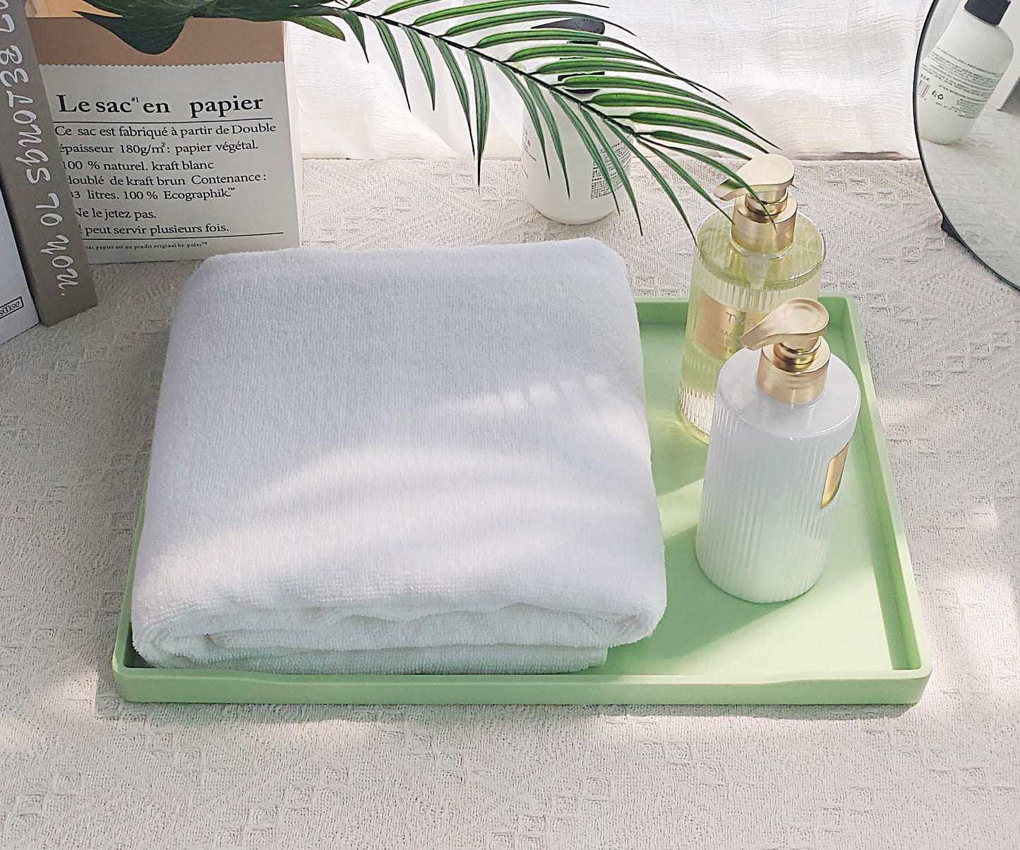 VCREATC Green Serving Tray (15 x 10.6 inch), Laegr Tray for Serving Accessory, Spa, Coffee, Drinks, Tea, Bar, Party, Seasoning, Perfume and Display Use.